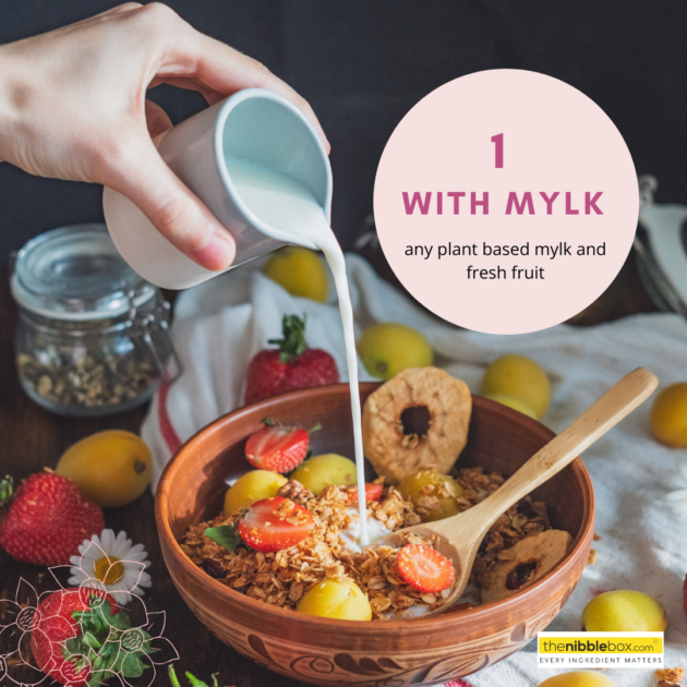 granola with milk